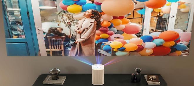 4款产品让你重新认识家用投影体验J9国际集团高端投影仪选购攻略(图6) 4款产品让你重新认识家用投影体验J9国际集团高端投影仪选购攻略(图6)